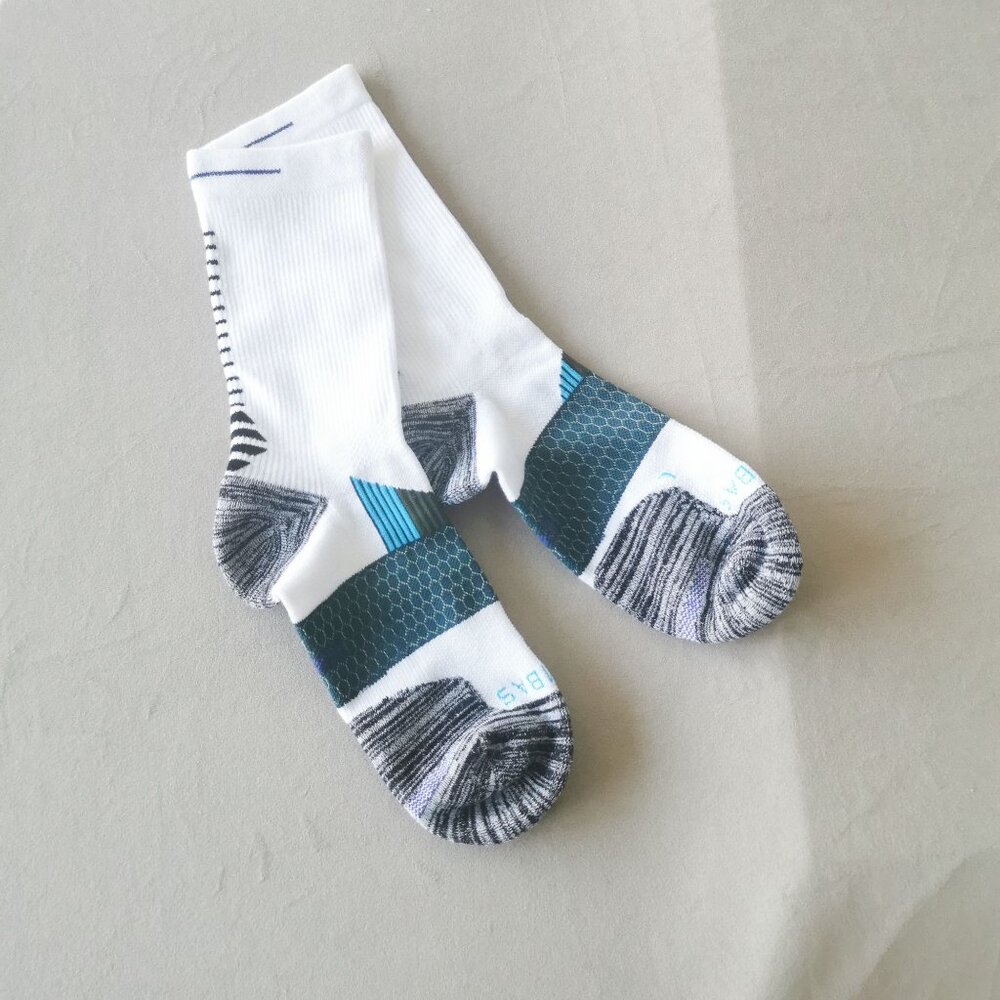 Bombas Athletic Crew Socks Size L Comfort Fit Breathable Design